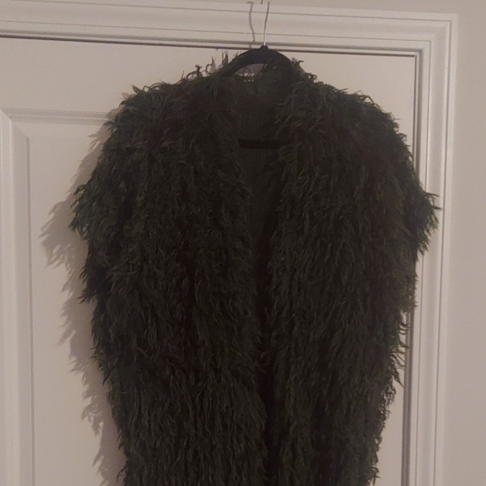 Forrest Green shaggy vest with fringe bottom
